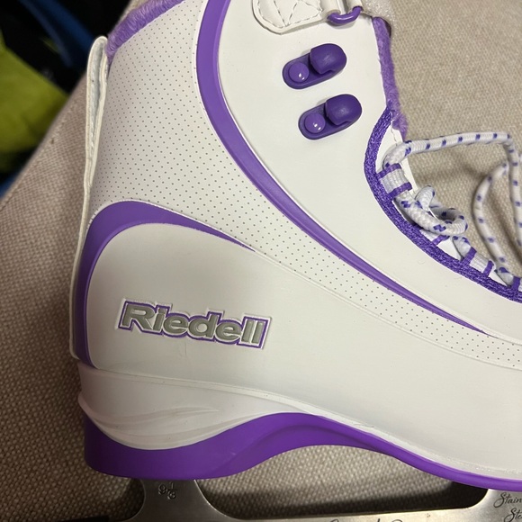 NWOT Riedell ice skates size 7 - Picture 4 of 4